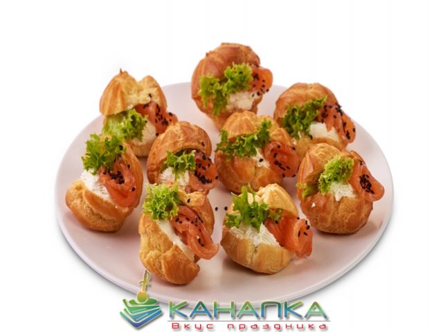 Закуска из профитролей