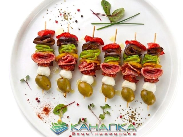 Замовити канапе київ